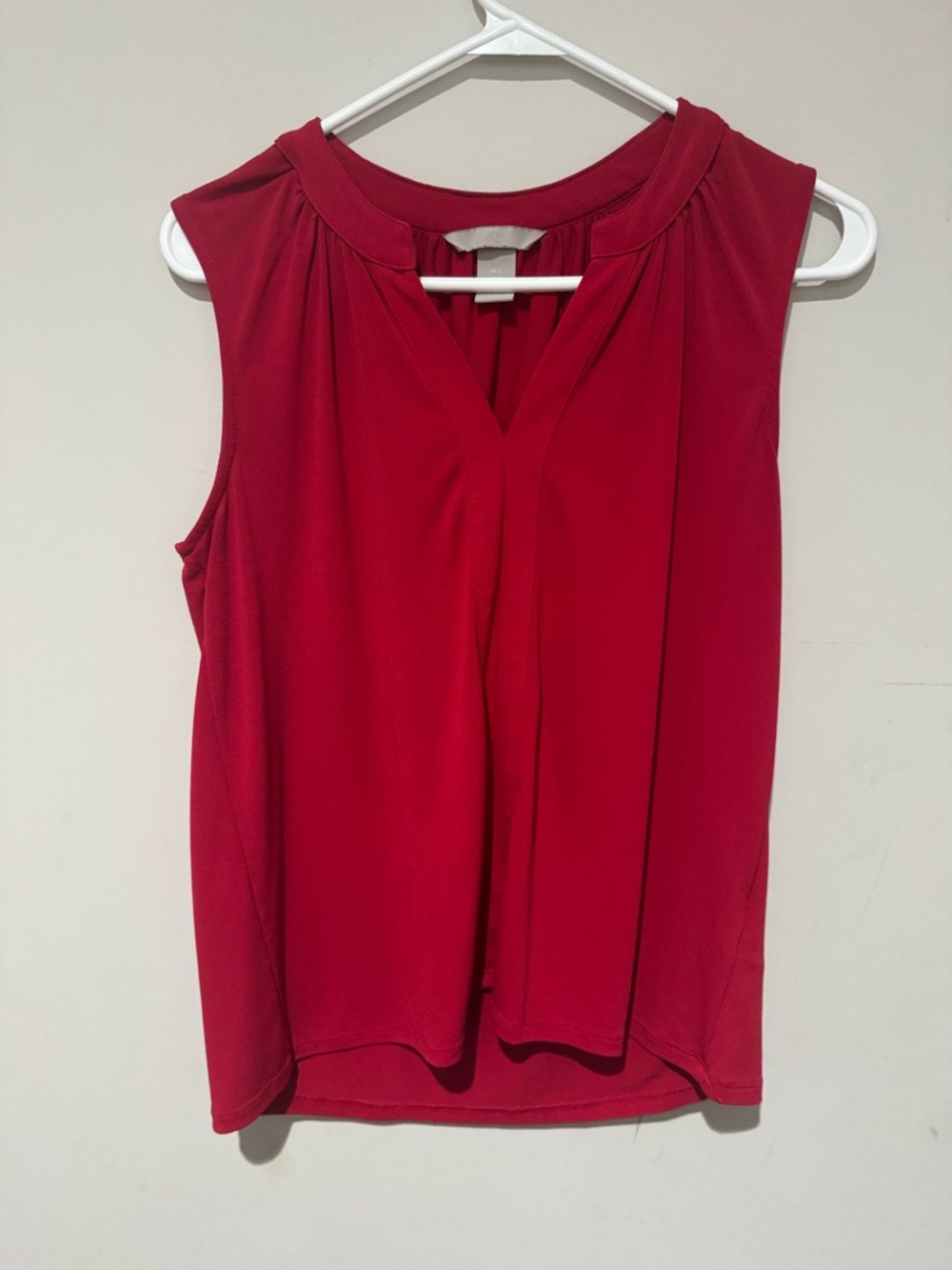 H&M Red Sleeveless V-Neck Blouse